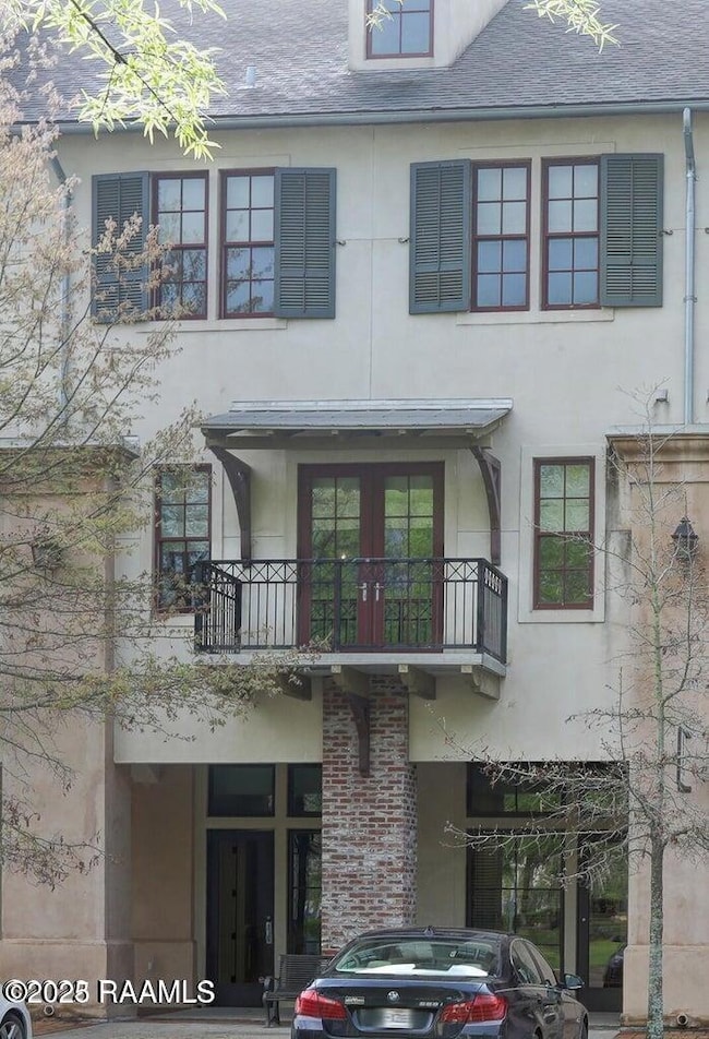 Closeup view of condo from street