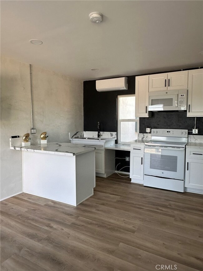 6545 Pine Ave unit 3, Twentynine Palms, CA 92277 - photo 4