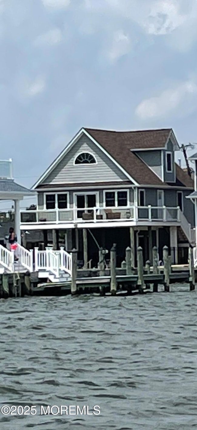 thumbnail_Seaside living ~ 250 Butler Bl