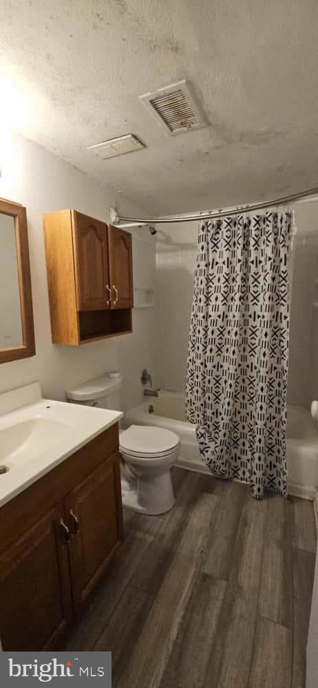 2531 Forest Ln unit E-19, Schwenksville, PA 19473 - photo 5