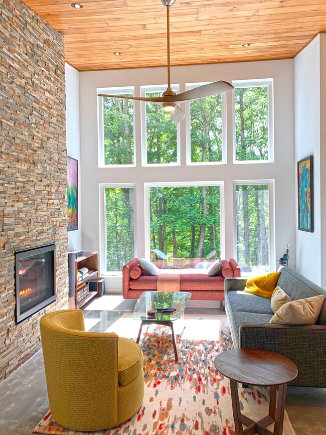 93 E Shore Dr, Hawley, PA 18428 - photo 4