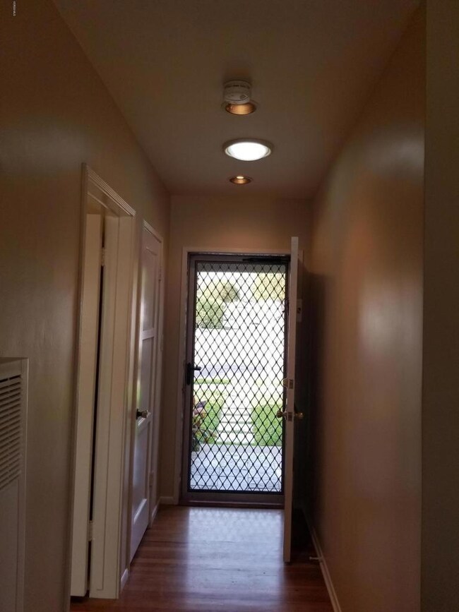 Entrance with solar tubeith