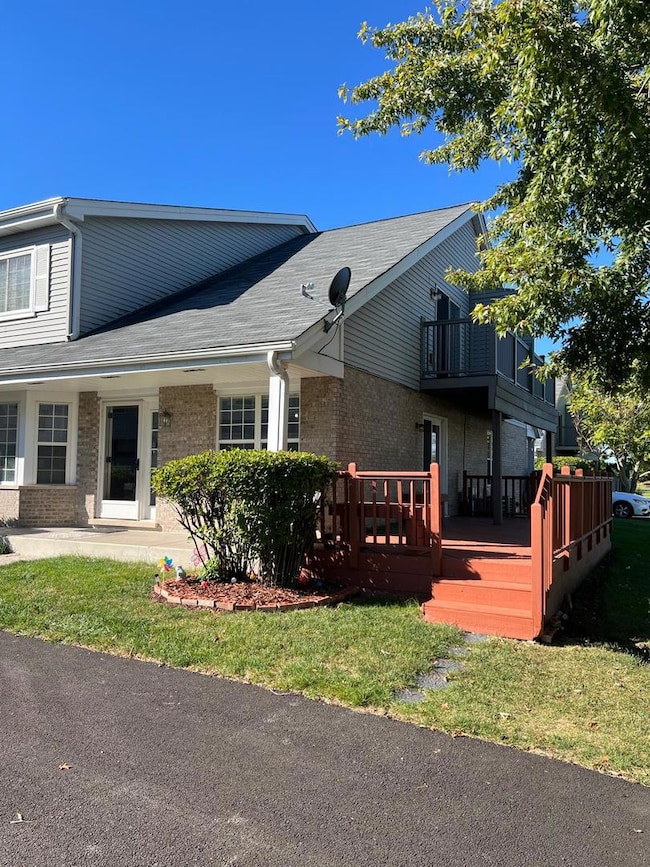 3496 Willowview Ct, Aurora, IL 60504 - photo 4