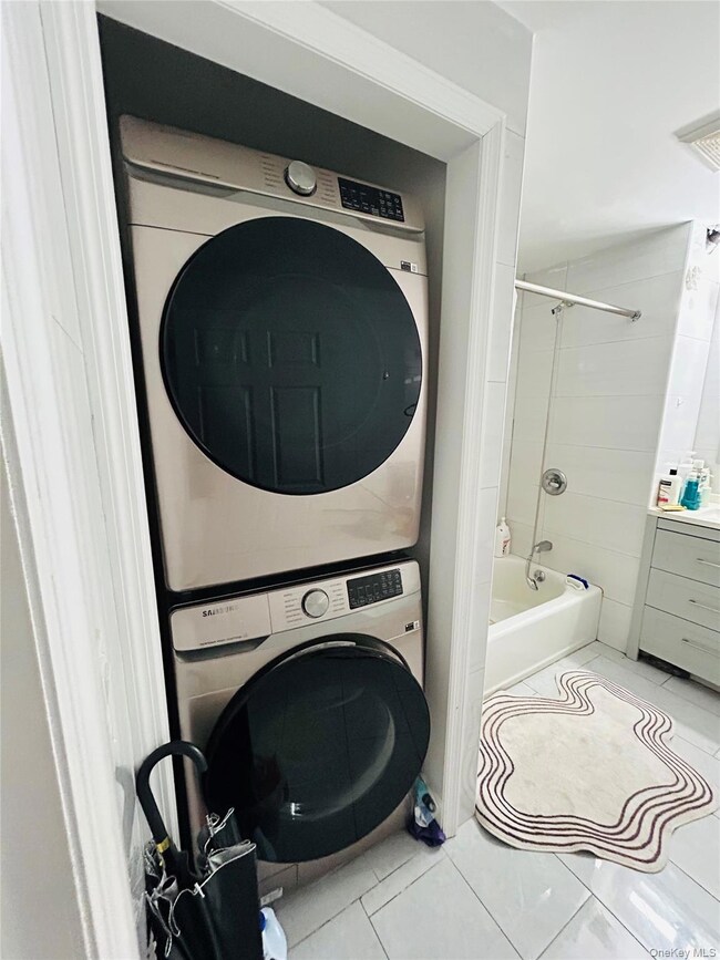 13216 Maple Ave unit 3A, Flushing, NY 11355 - photo 7