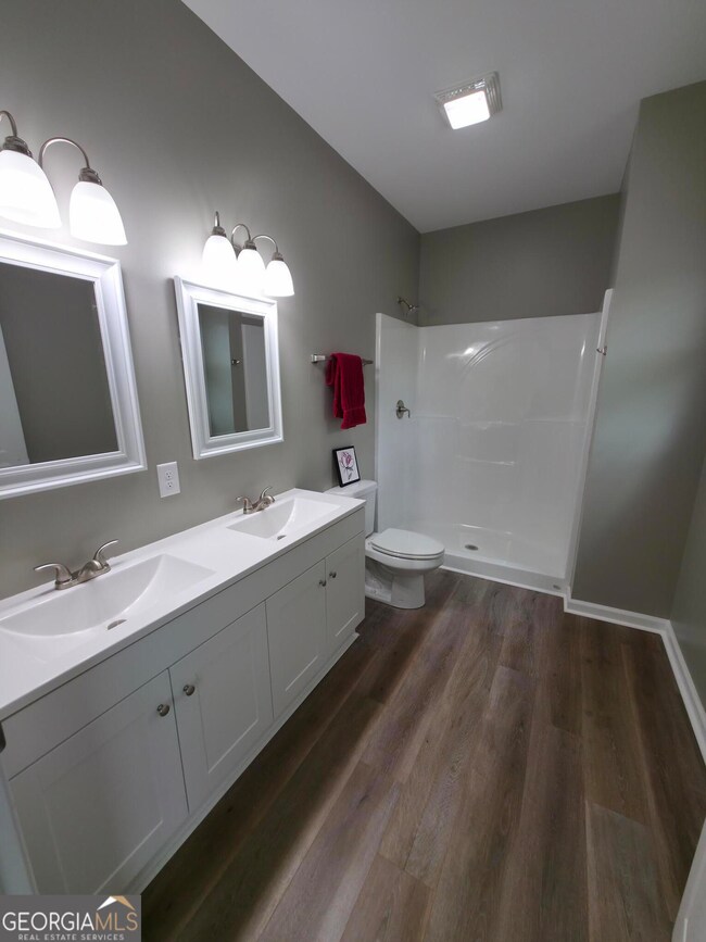 156 Charlotte Cir, Statham, GA 30666 - photo 7