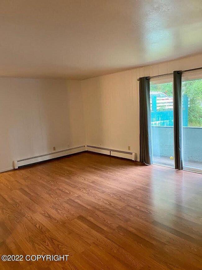 5401 E 38th Ct unit 2, Anchorage, AK 99508 - photo 4