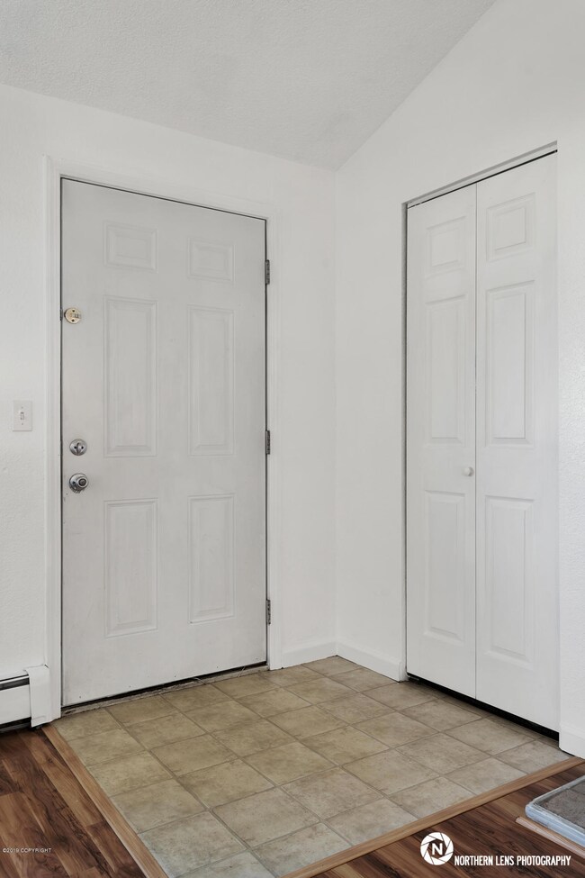 7_Entrance