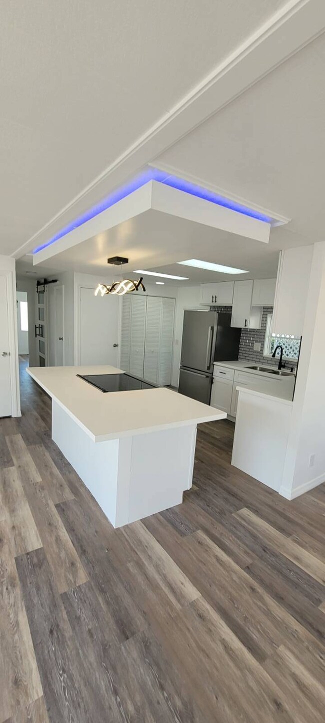 2948 Reinhard Ave, Sarasota, FL 34234 - photo 7