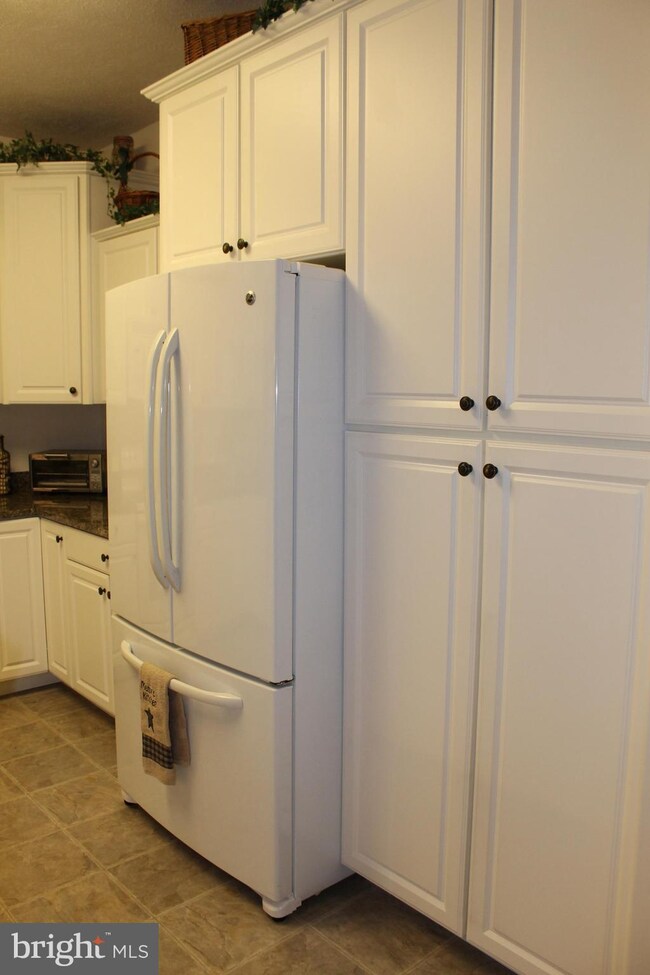 12947 Little Hayden Cir, Hagerstown, MD 21742 - photo 7