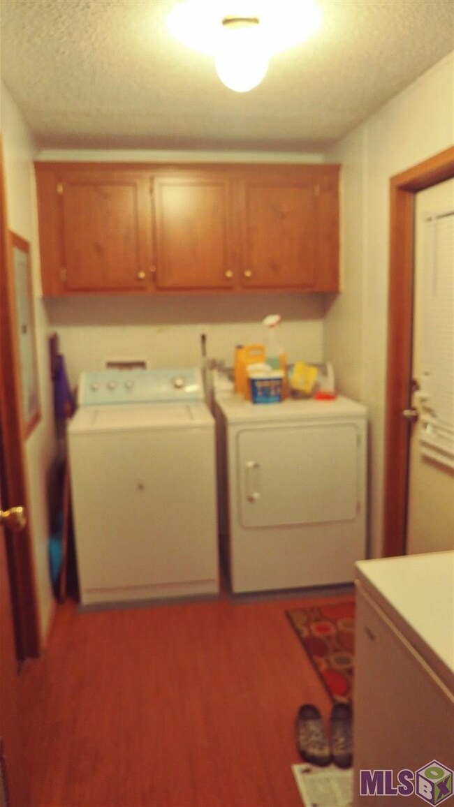 36165 Reinninger Rd, Denham Springs, LA 70706 - photo 5