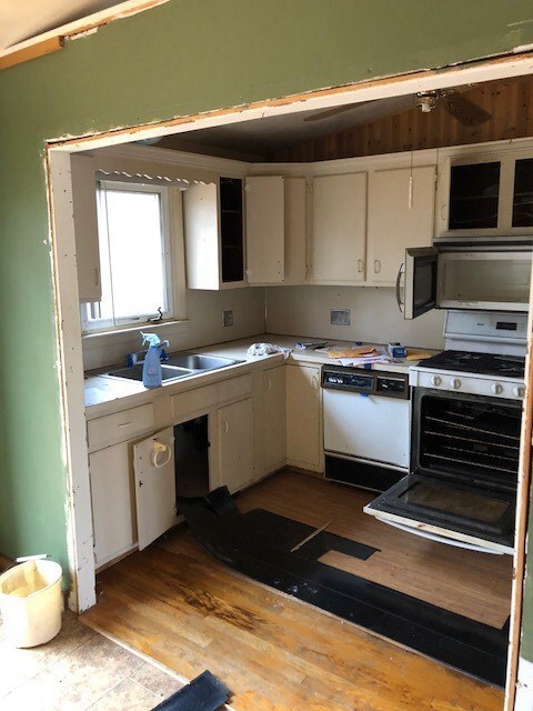 12 Deerfield Rd, Coventry, RI 02816 - photo 7