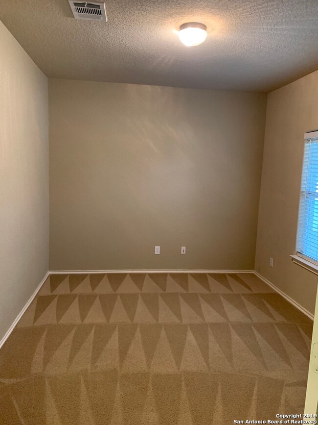 3611 Sausalito Fern, San Antonio, TX 78261 - photo 4