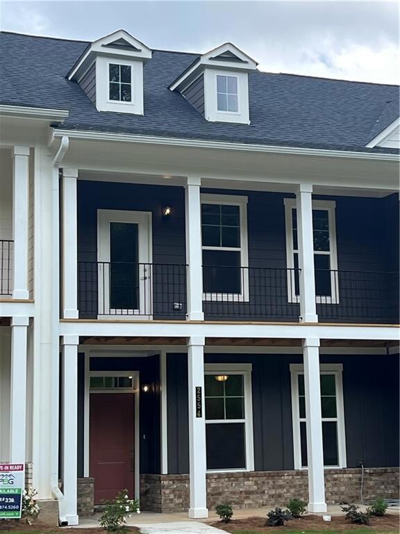 Gorgeous Covered Front porch!
