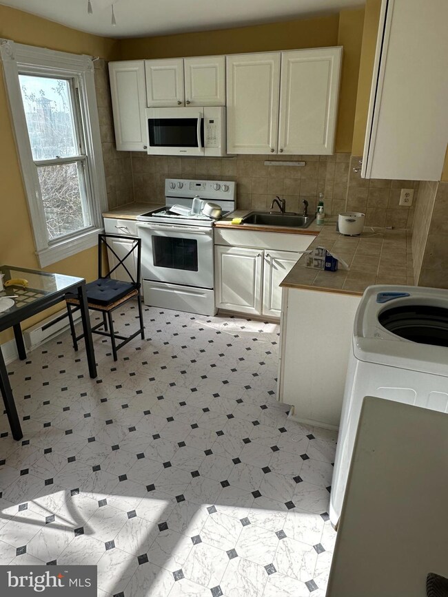 4207 Euclid Ave, Baltimore, MD 21229 - photo 7