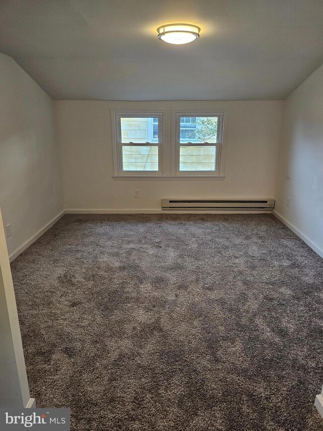 1623 2ND FLOOR S Delaware St, Paulsboro, NJ 08066 - photo 5