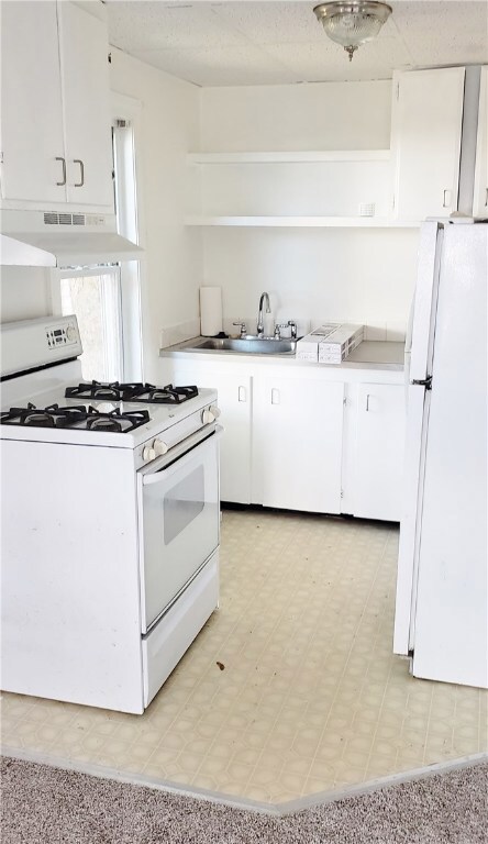 Cottage- Kitchen