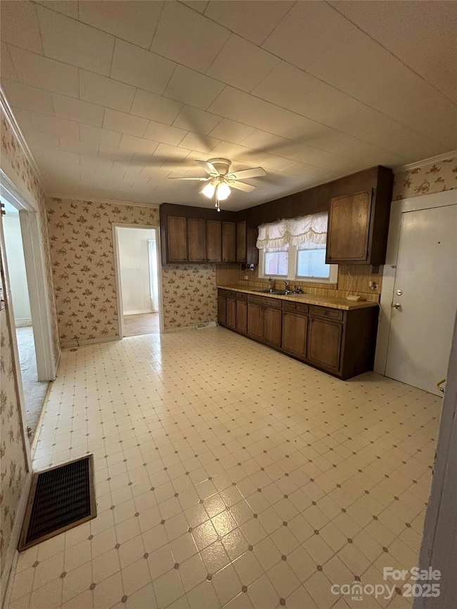 1229 Wiscassett St, Albemarle, NC 28001 - photo 4