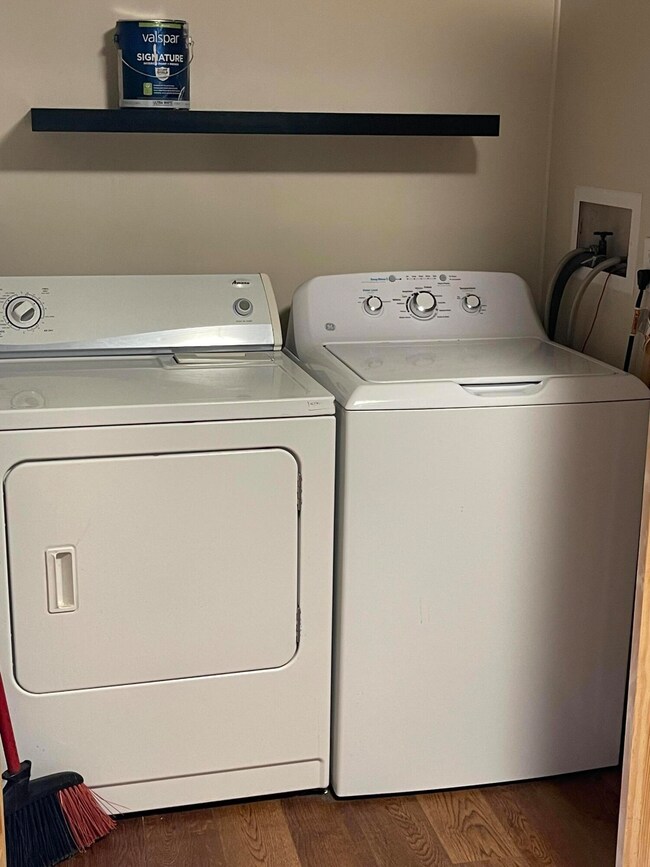2202 Laundry