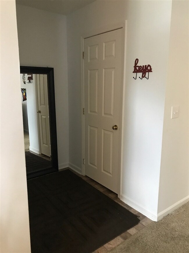 2467 River Oaks Blvd unit A, Jackson, MS 39211 - photo 2