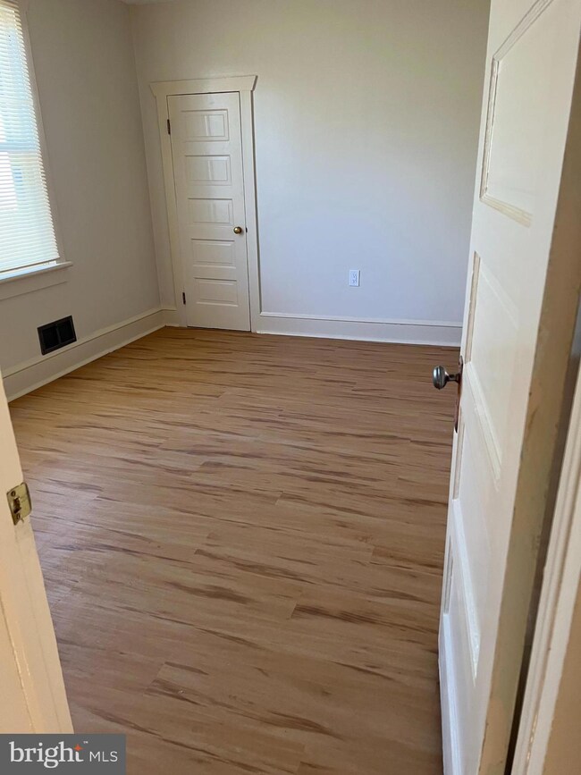 615 S 3rd St, Millville, NJ 08332 - photo 2