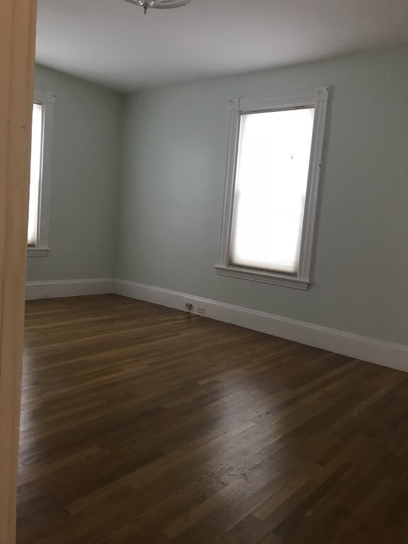 51 Dustin St, Brighton, MA 02135 - photo 4