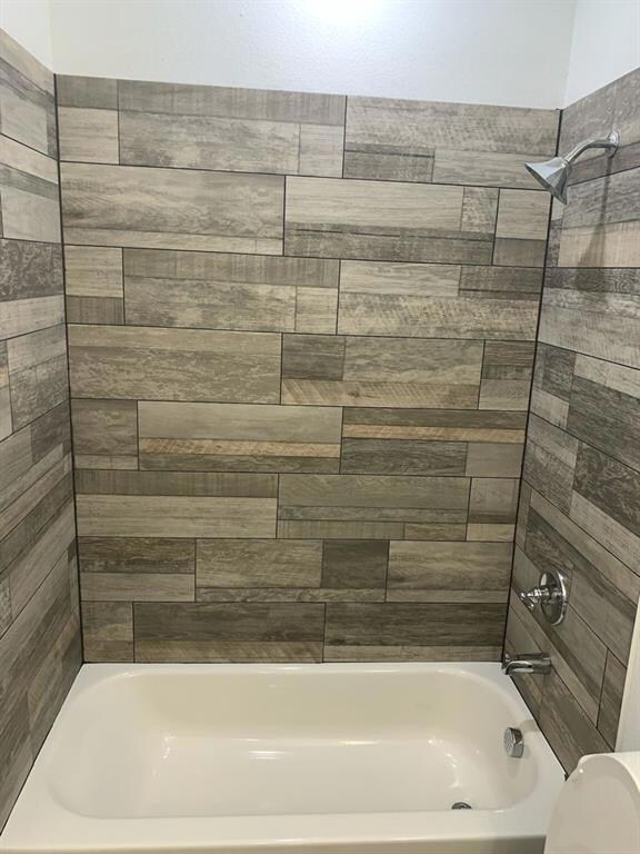 328 E Pecan St, Hurst, TX 76053 - photo 6