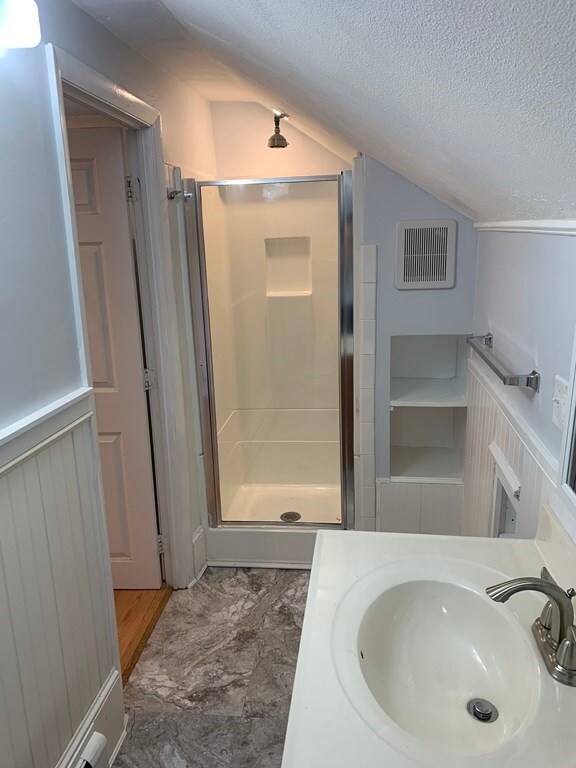 672 E Broadway unit 3, Boston, MA 02127 - photo 2