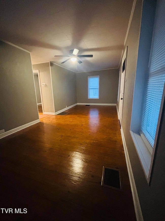 405 Virginia Ave, Wise, VA 24293 - photo 5