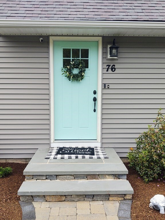 76 Lake St, Uxbridge, MA 01569 - photo 2