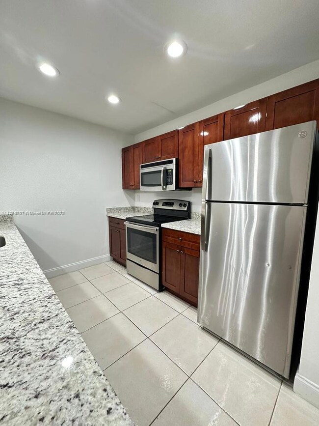 7436 NW 75th St, Tamarac, FL 33321 - photo 4