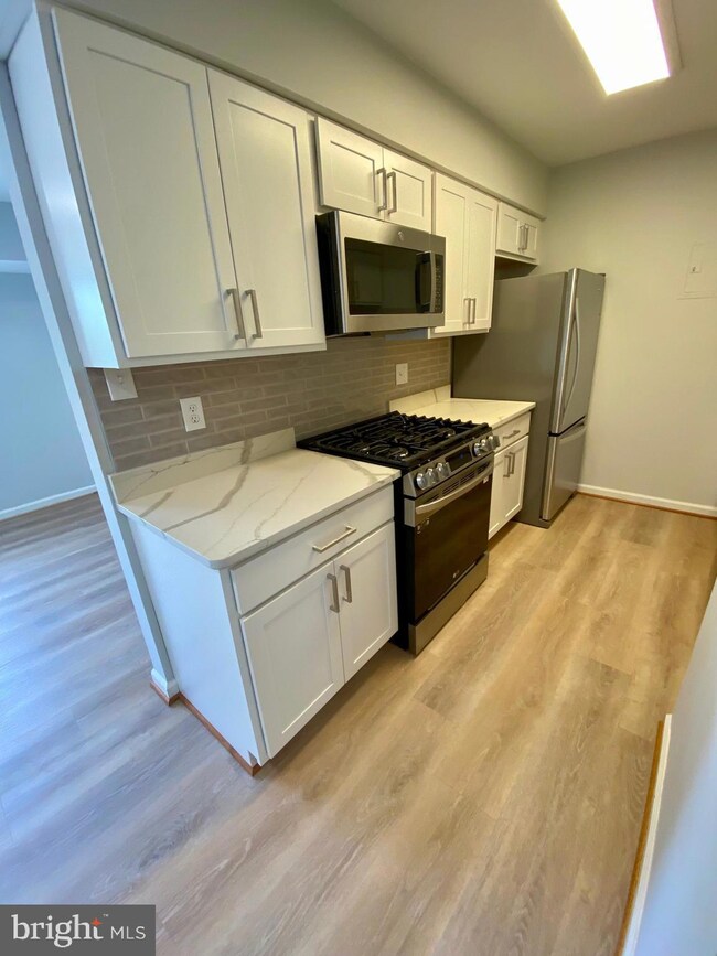 21 Silverwood Cir unit 5, Annapolis, MD 21403 - photo 7