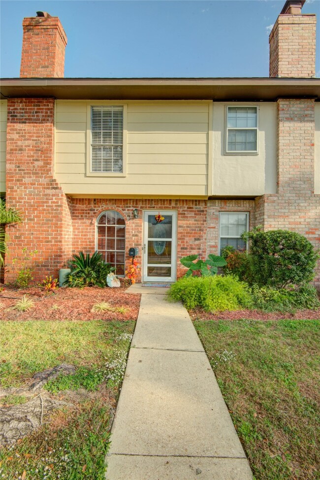 1424 Silverpines Rd unit 1, Houston, TX 77062 - photo 3