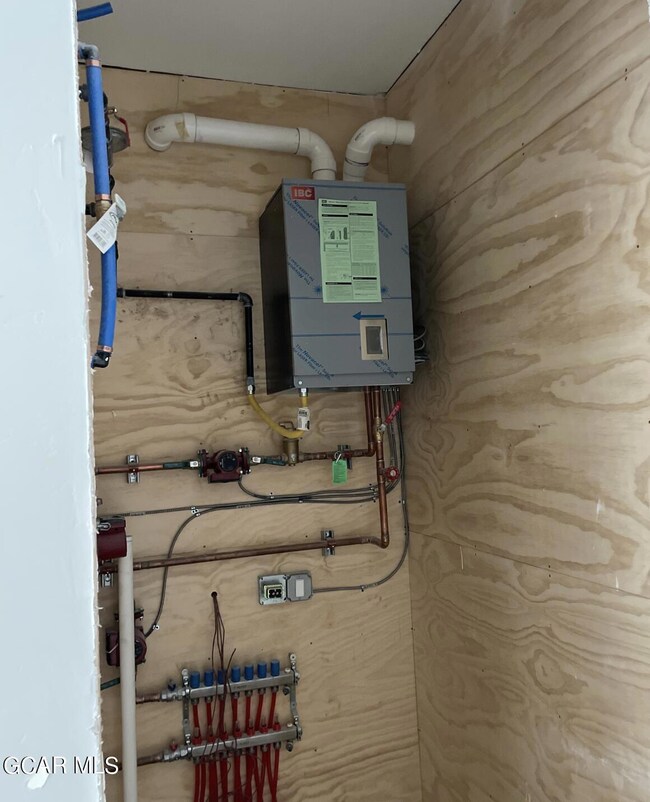 Boiler Room / Radiant Heat
