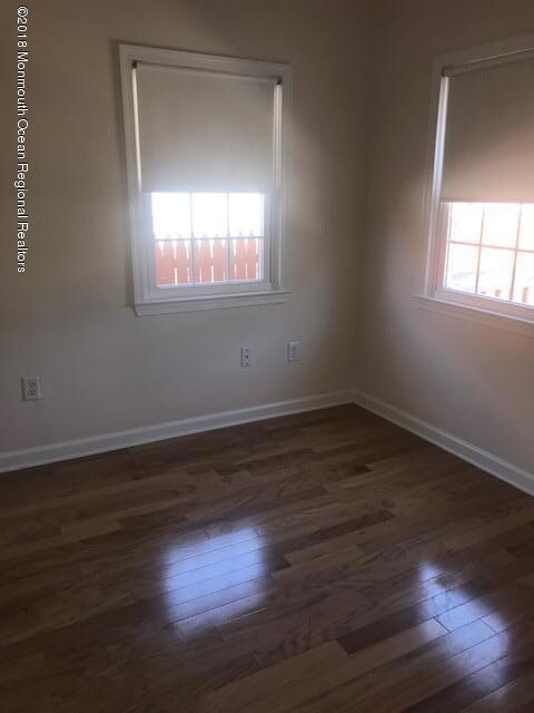 23 Essex St, North Middletown, NJ 07748 - photo 4