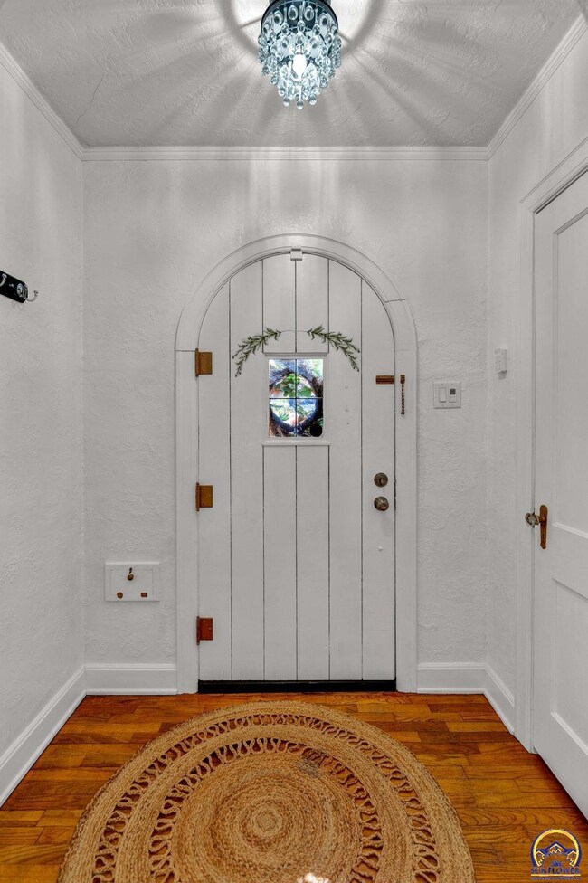 3028 SW Clark Ct, Topeka, KS 66604 - photo 4