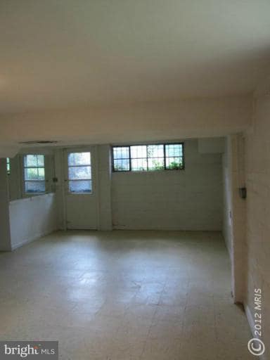 5903 Rosedale Dr, Hyattsville, MD 20782 - photo 4