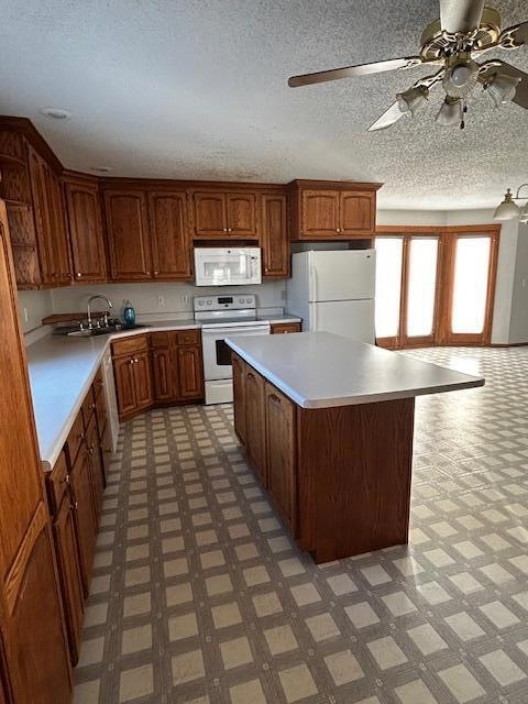 921 W Elm Ave, Mitchell, SD 57301 - photo 5