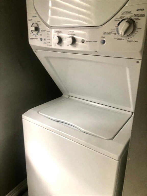 6 Eaton St unit 3, Wakefield, MA 01880 - photo 2