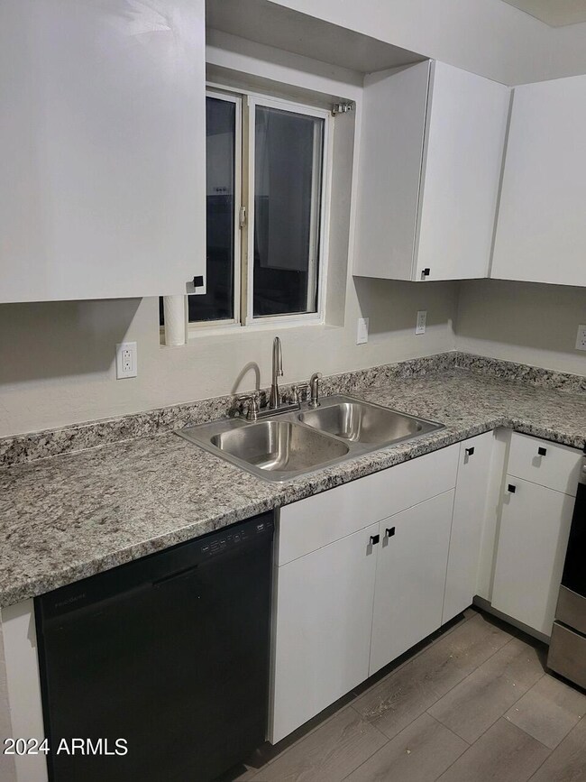 9684f108e3a741f1854bcd00b564a2fa