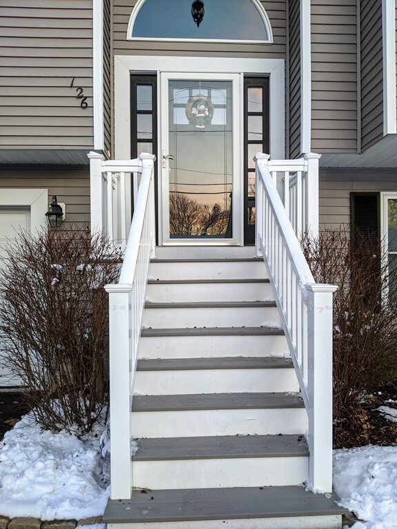 126 Stackhouse St, South Dartmouth, MA 02748 - photo 3