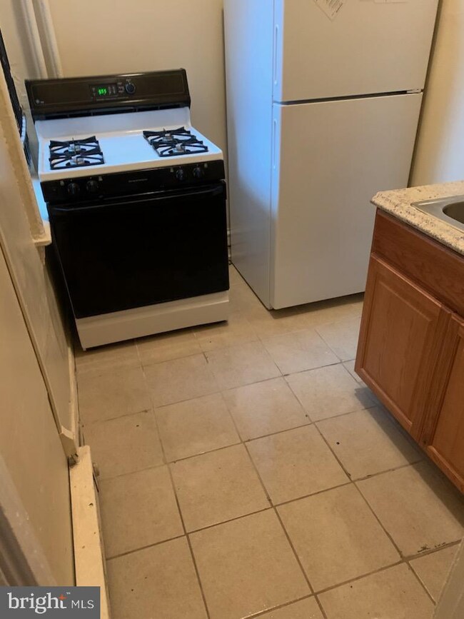 1526 N 18th St unit 1F, Philadelphia, PA 19121 - photo 2