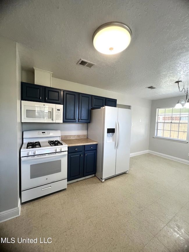 7005 Knollwood 7