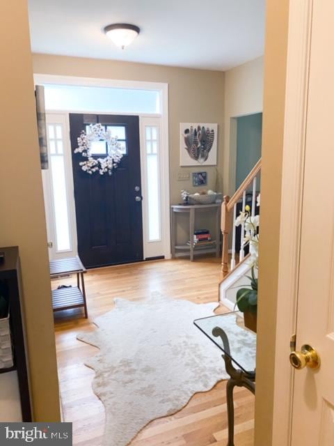 46398 Bluestem Ct, Sterling, VA 20165 - photo 2