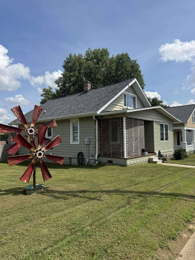 344 12th St, Tell City, IN 47586 - photo 2