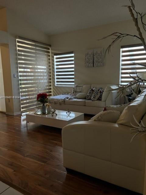 11381 NW 50th Terrace, Doral, FL 33178 - photo 2