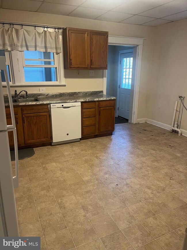 17830 Sherman Ave, Hagerstown, MD 21740 - photo 6