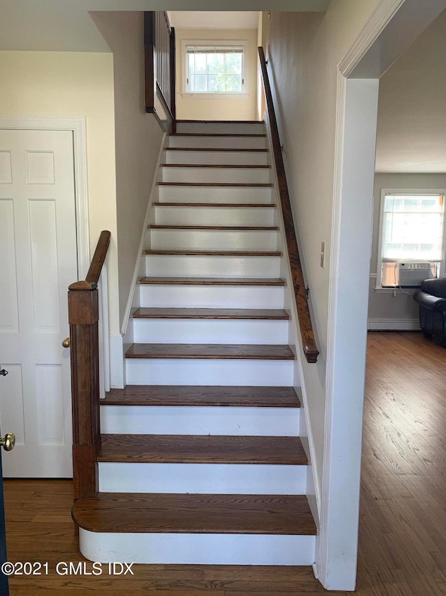 399 Round Hill Rd, Greenwich, CT 06831 - photo 6