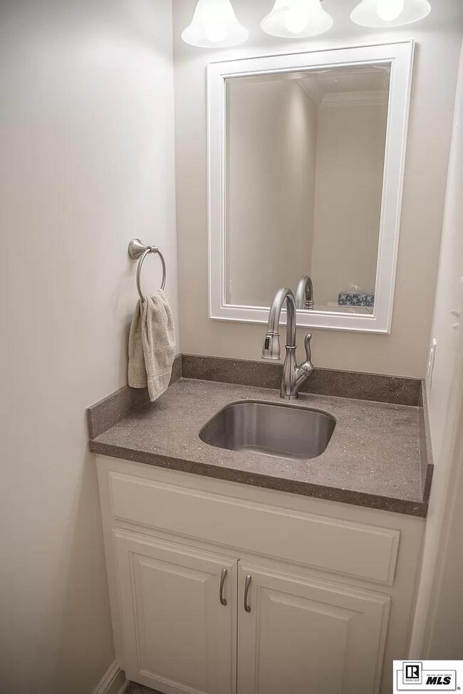 245 Preston Rd, West Monroe, LA 71291 - photo 2