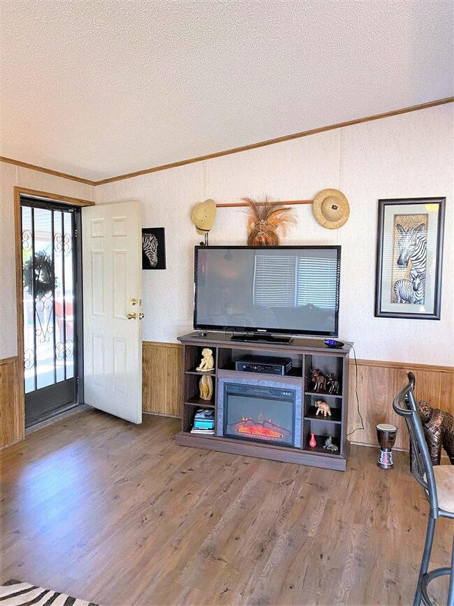 13487 E 45th Dr, Yuma, AZ 85367 - photo 2