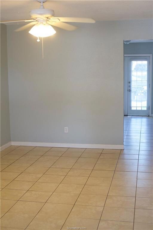 1615 Southwest Pkwy, College Station, TX 77840 - photo 4